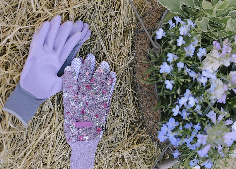 Набор перчаток Vintage Floral Briers добавит в работы по саду и огороду нотки романтизма купить подарок на новый год купить перчатки женские