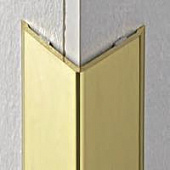 Деревянный, металлический, пластиковый напольный плинтус.