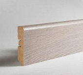 Деревянный, металлический, пластиковый напольный плинтус.