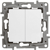 Купить Переключатель Legrand Etika 672212 двухклавишный белый по низкой цене