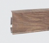 Деревянный, металлический, пластиковый напольный плинтус.