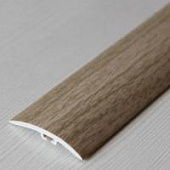 Деревянный, металлический, пластиковый напольный плинтус.