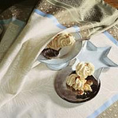 Купить Скатерть Garnier–Thiebaut Isaphire слоновая кость, 175х255 см по низкой цене