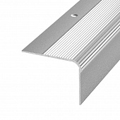 Деревянный, металлический, пластиковый напольный плинтус.