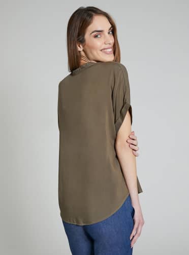 Купить Блузка Piazza Italia с карманами, оливковая по низкой цене