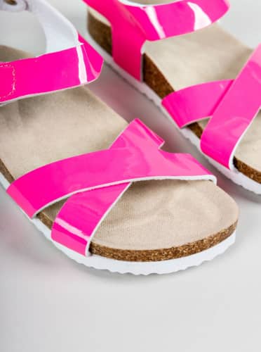 Купить Сандалии Piazza Italia лакированные, розовые по низкой цене