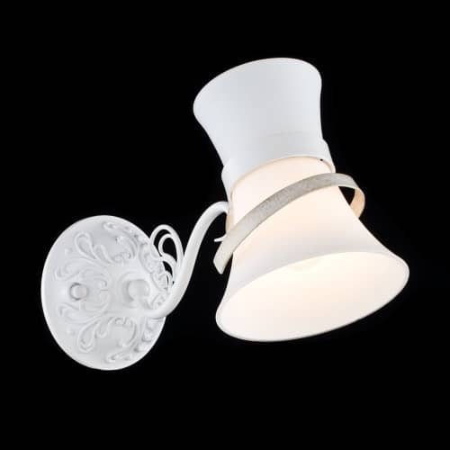 Купить Бра Maytoni Baroque ARM128-WL-01-W по низкой цене