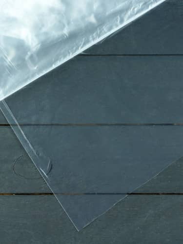 Купить Пленка Greengo Эконом полиэтиленовая, прозрачная, 1 сорт, толщина 60 мкм, 3х10 м, рукав 1,5 мх2 м по низкой цене