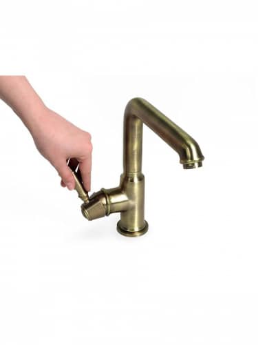 Купить Смеситель Iddis с высоким изливом по низкой цене