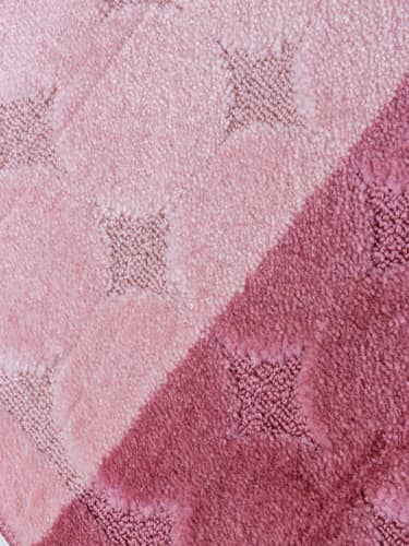 Купить Коврик Confetti противоскользящий для ванной комнаты 50x80 см по низкой цене