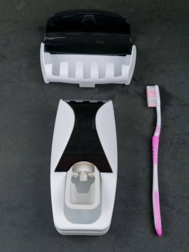 Купить Держатель Dom для щеток универсальный по низкой цене