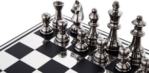 Купить Декор MHLiving шахматная доска с алюминиевыми фигурами 42214 008127 по низкой цене