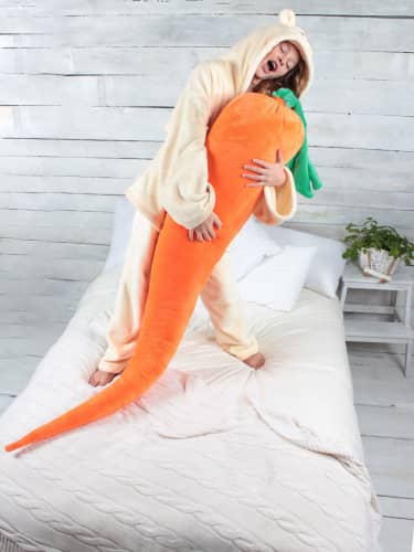 Купить Подушка Bebe Liron детская декоративные Морковь валик по низкой цене