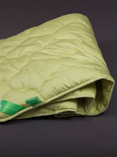 Купить Одеяло Goldtex Hometextile Лебяжий пух 140 x 205, 1,5 сп., коллекция ALOE VERA по низкой цене