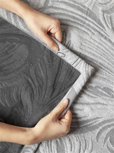 Купить Покрывало Ambesonne "Премиум" с хлопком и двумя наволочками 50х70 см, 2-спальное 220x235 см по низкой цене