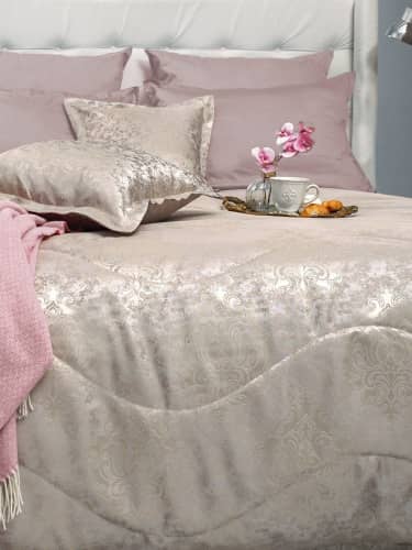 Купить Покрывало La Prima с наволочками Версаль по низкой цене
