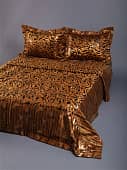 Купить Покрывало Goldtex Hometextile+2 наволочки по низкой цене