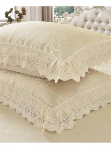 Купить Покрывало Sofi de Marko с наволочками по низкой цене