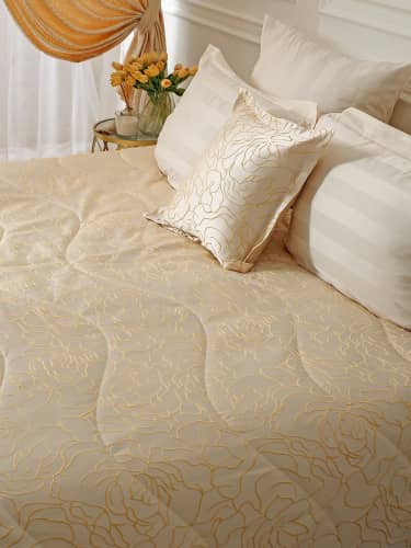 Купить Покрывало La Prima с наволочками Селеста Медовый по низкой цене