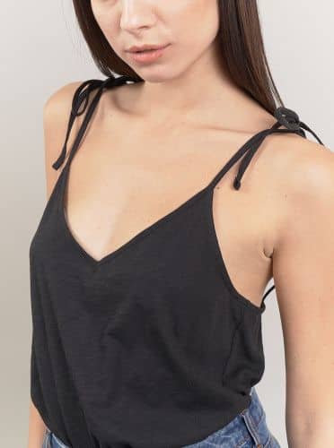 Купить Топ Piazza Italia на тонких бретелях с бантиками, чёрный по низкой цене