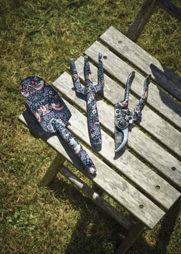 Купить Вилка садовая «Земляничная» Strawberry Thief by William Morris Briers по низкой цене