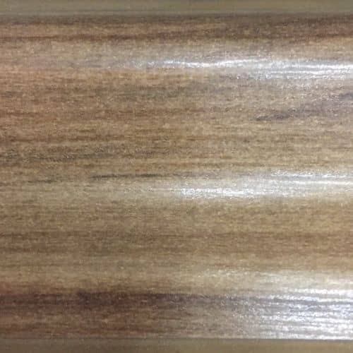 Деревянный, металлический, пластиковый напольный плинтус.