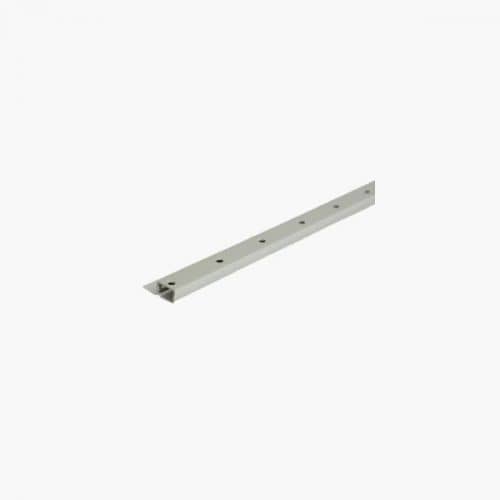 Деревянный, металлический, пластиковый напольный плинтус.