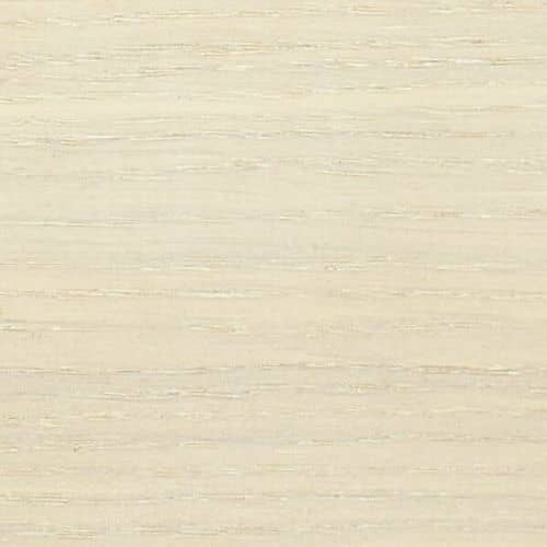 Деревянный, металлический, пластиковый напольный плинтус.