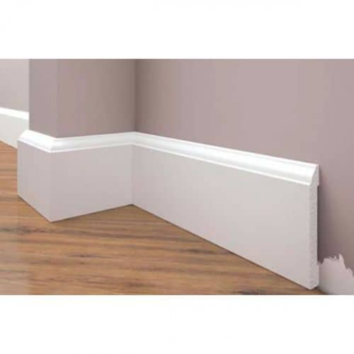 Деревянный, металлический, пластиковый напольный плинтус.