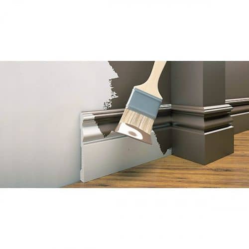 Деревянный, металлический, пластиковый напольный плинтус.