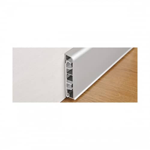 Деревянный, металлический, пластиковый напольный плинтус.