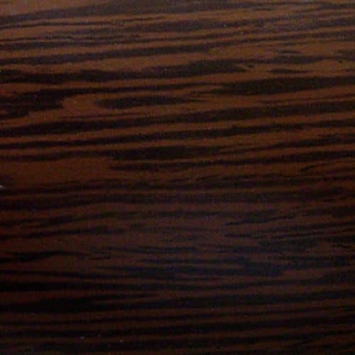 Деревянный, металлический, пластиковый напольный плинтус.