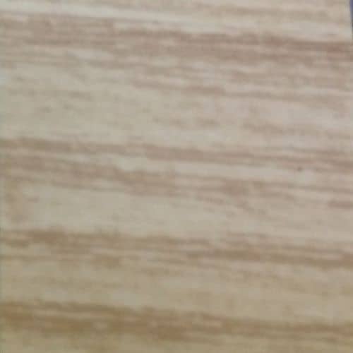 Деревянный, металлический, пластиковый напольный плинтус.