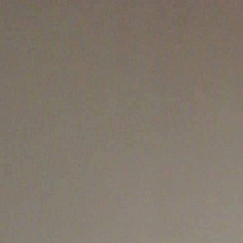 Деревянный, металлический, пластиковый напольный плинтус.