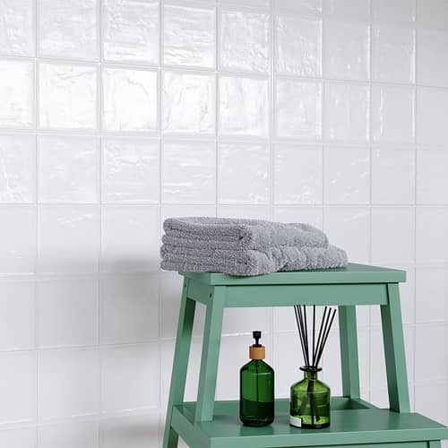 Купить Плитка настенная Манго сквеа белая 25х60 см по низкой цене