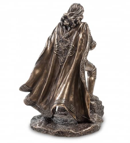 Купить Статуэтка Veronese Король Артур WS-576 по низкой цене