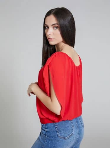 Купить Блузка Piazza Italia с кулоном на цепочке, коралловая по низкой цене