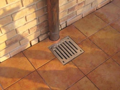 Купить Дождеприемник ACO Self 01581 с оцинкованной решеткой по низкой цене