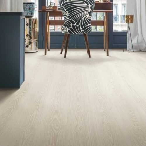 Купить Ламинат Quick-Step Classic CLV4087 Дуб белый отбеленный 32 класс, 8 мм по низкой цене