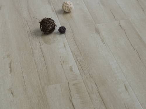 Купить Ламинат Lamiwood Glanz 302 Дуб Шелк 34 класс, 12 мм по низкой цене