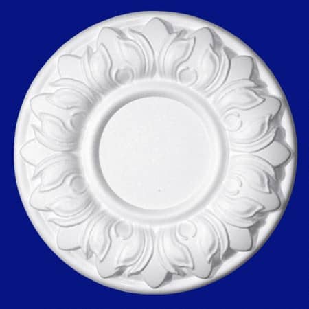 Потолочный плинтус из пенопласта, пвх, полиуретана, пенополистирола и дюрополимера.