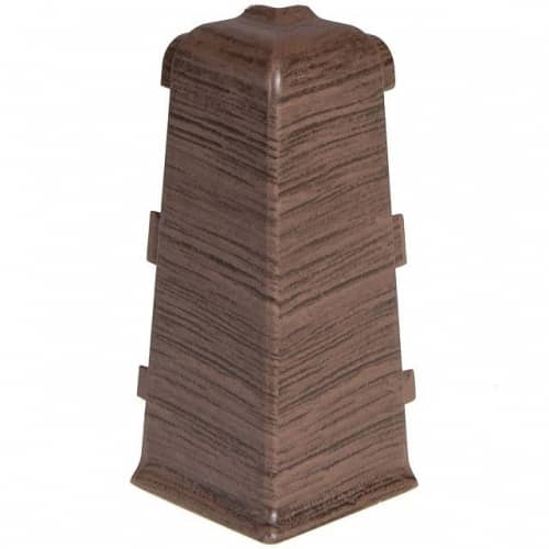 Деревянный, металлический, пластиковый напольный плинтус.