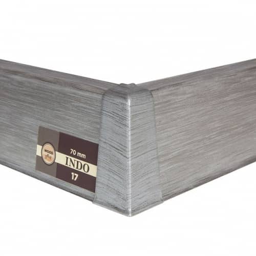 Деревянный, металлический, пластиковый напольный плинтус.