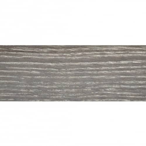 Деревянный, металлический, пластиковый напольный плинтус.