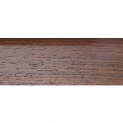 Деревянный, металлический, пластиковый напольный плинтус.