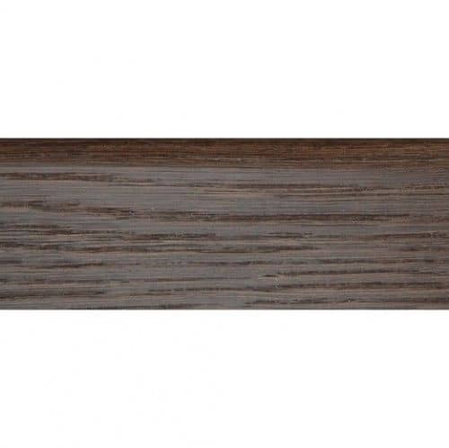 Деревянный, металлический, пластиковый напольный плинтус.