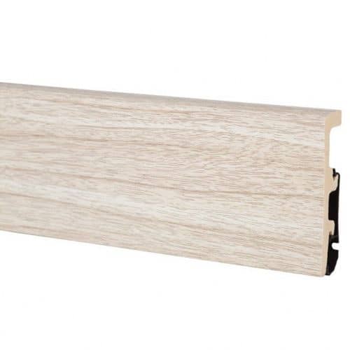 Деревянный, металлический, пластиковый напольный плинтус.