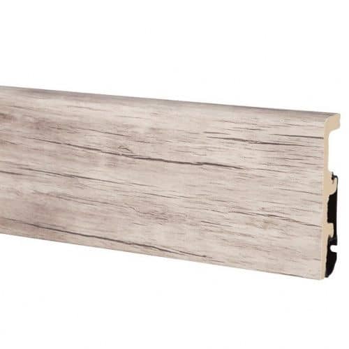 Деревянный, металлический, пластиковый напольный плинтус.