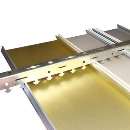 Купить Потолок реечный Cesal S-100 Стандарт С01 жемчужно-белый 4 м по низкой цене