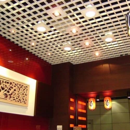 Купить Потолок грильято Cesal Классический Эконом светло-бежевый 75х75х40 мм по низкой цене